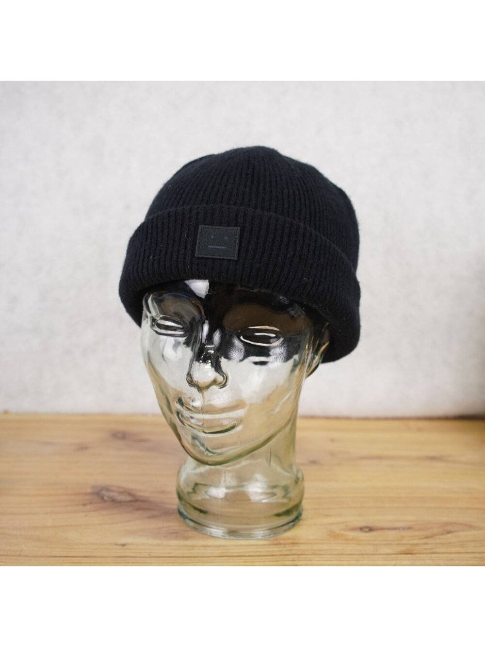 Acne Studios Black 100% Wool Rib Knit Beanie W/ Face Patch Warm & Stylish Unisex